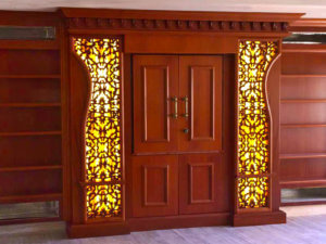 Aron Kodesh Style
